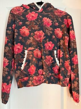 Ampersand ave Floral Lace-Trim Hooded Sweatshirt